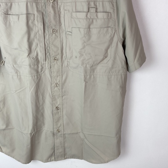 ✨3/$25✨ Reel Legends Button Down Shirt - S - Picture 4 of 8